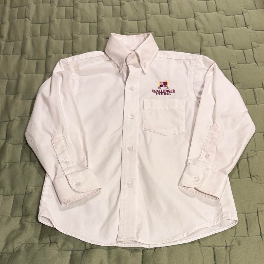 Challenger School, White Collar Button Down, Size 6